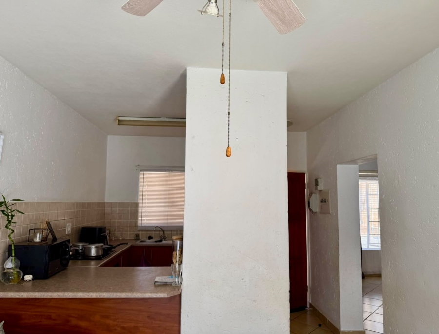2 Bedroom Property for Sale in Waterval East North West